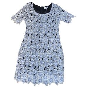 Belle by Badgley Mischka White and Navy Lace/Appliqué Floral Midi Dress Size 12